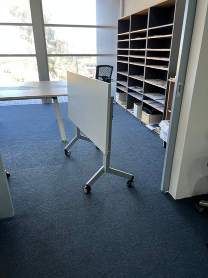 Folding Training Tables