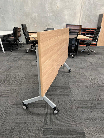 Folding Training Tables